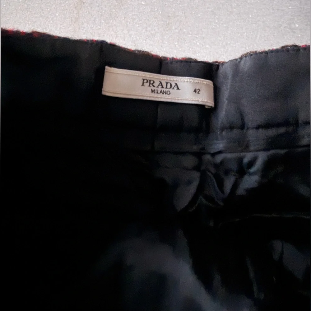 Prada women’s Burgundy Tweed Pants - Picture 8 of 12